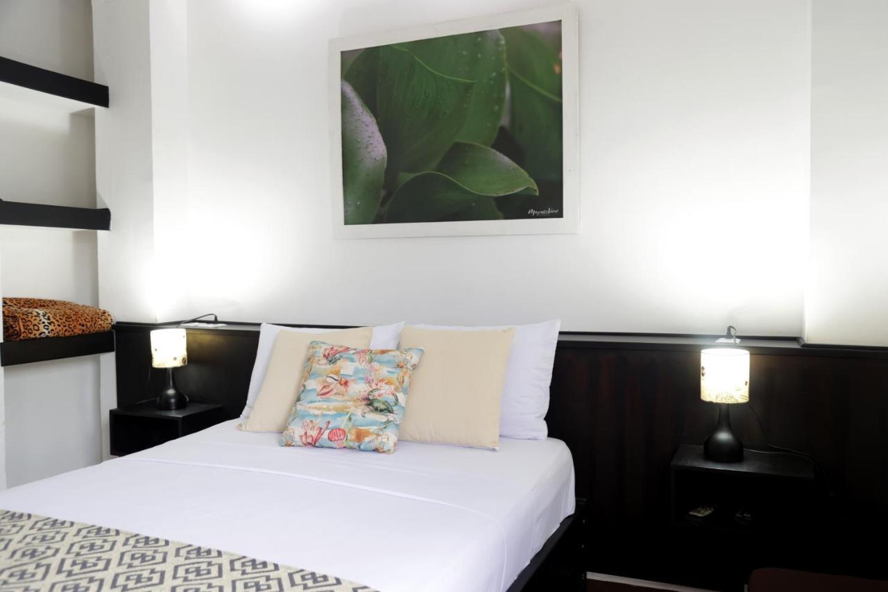 Deluxe Room,1262775385:JPEG